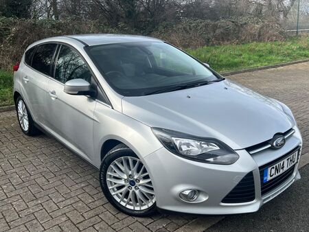 FORD FOCUS 1.0T EcoBoost Zetec Euro 5 (s/s) 5dr