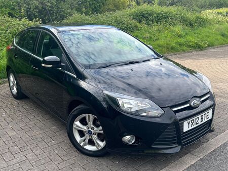 FORD FOCUS 1.6 Zetec Powershift Euro 5 5dr