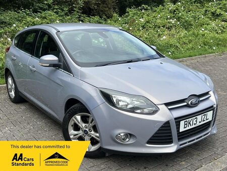 FORD FOCUS 1.6 Zetec Powershift Euro 5 5dr