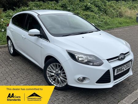 FORD FOCUS 1.0T EcoBoost Zetec Euro 5 (s/s) 5dr