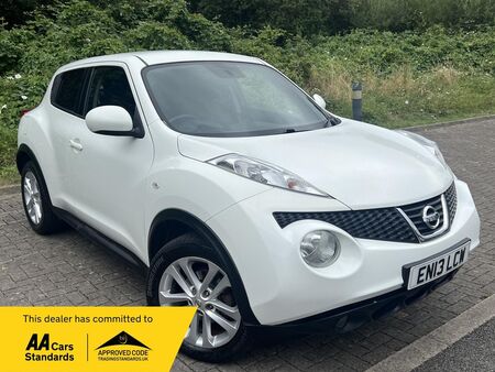 NISSAN JUKE 1.6 Acenta Premium CVT Euro 5 5dr